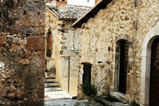 Locanda Sul Lago サント・ステーファノ・ディ・セッサーニオ エクステリア 写真